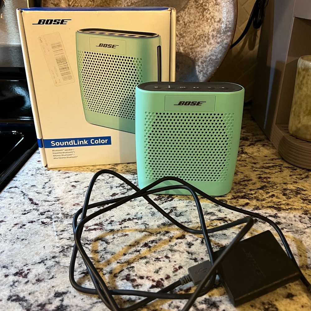 Bose SoundLink Color Portable Speaker - Mint